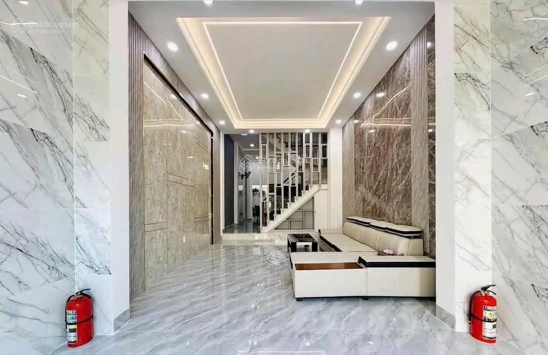 Kẹt tiền trả nợ cần bán nhà 2 lầu mới xây 5x20 gần vòng xoay an lạc, trần đại nghĩa, giá 1 tỷ 150tr