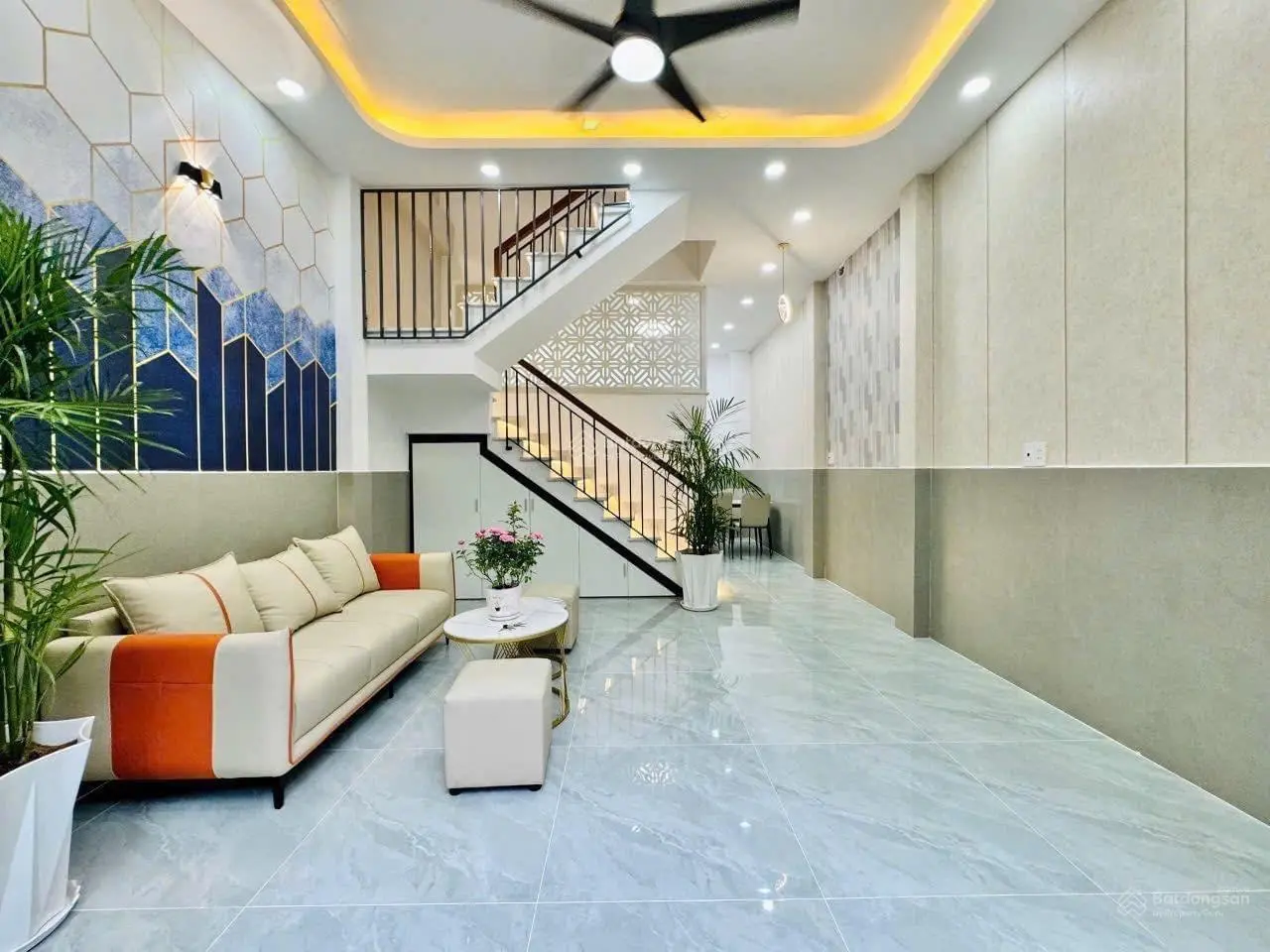 Bán gấp nhà đường số 11, Trường Thọ, Thủ Đức.DT 50,4m2.Giá 1,95 tỷ