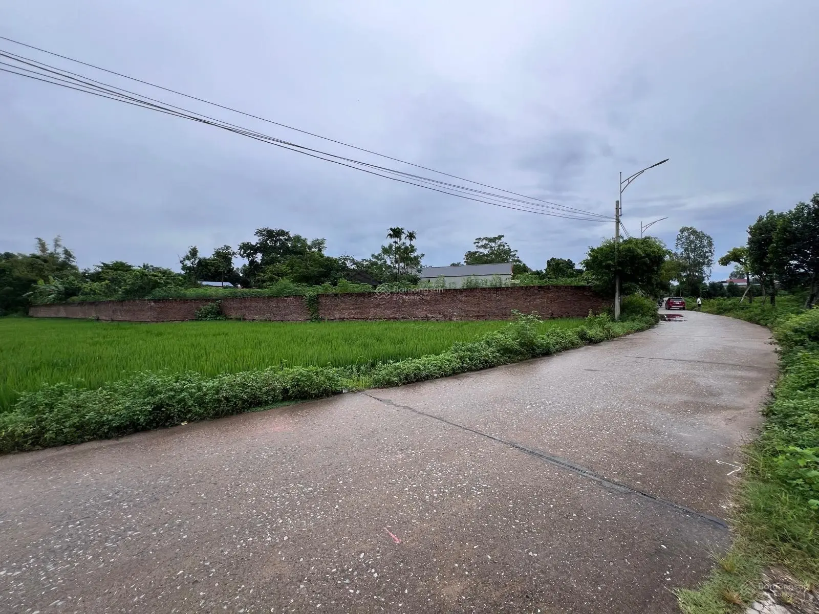 Bán gấp 2240m2 300m2 TC tại phường Đắc Sơn, Phổ Yên Thái Nguyên, cách DT 301 vào 200m