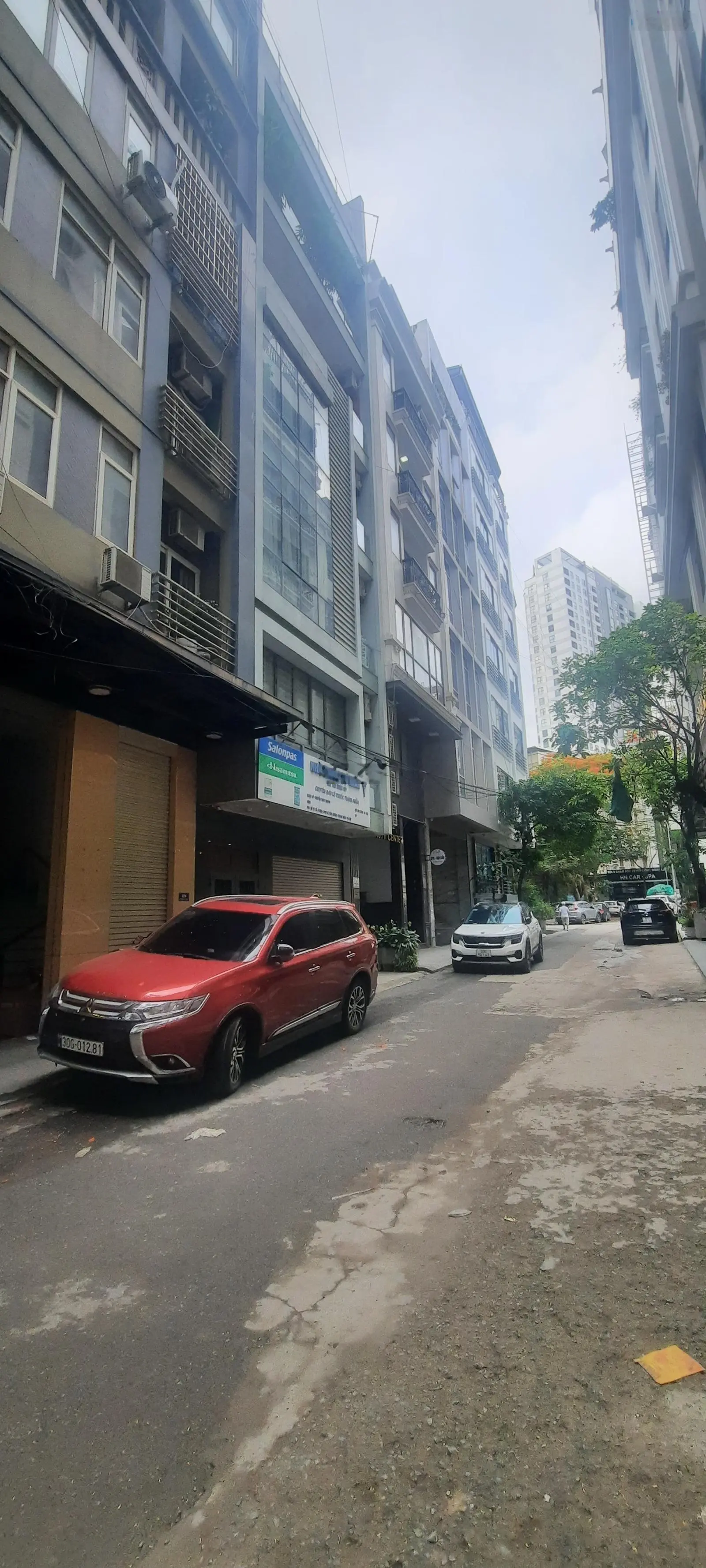 Hot, rẻ nhất bán nhà Vũ Trọng Khánh 70m2 phân lô tòa nhà 7 tầng thang máy có hầm oto tránh 13 tỷ5