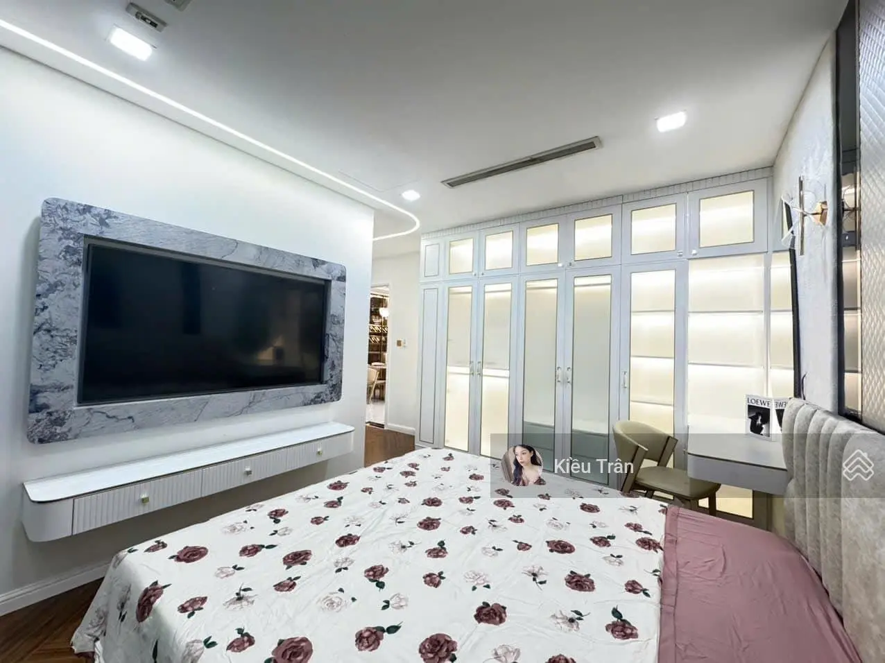 Căn hộ cao cấp 4 phòng ngủ view và tầng siêu hiếm tại Vinhomes Central Park, xem pháo hoa tại nhà