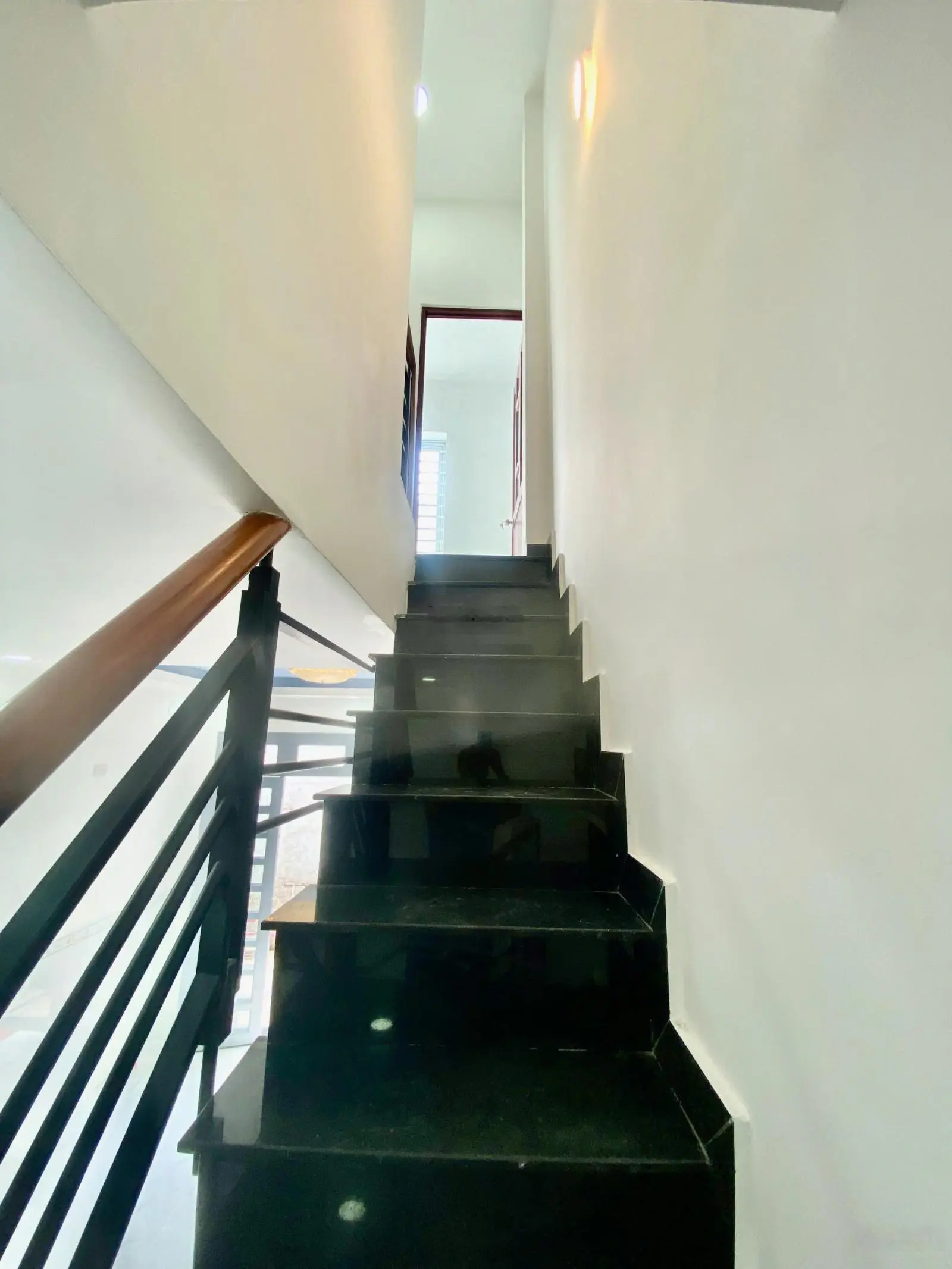 Nhà đường Lò Gốm 55,4m2, 2 phòng ngủ