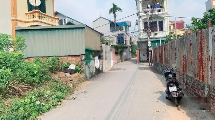 Đất đẹp 82m2 trung tâm Yên Viên giá chỉ 2,2 tỷ