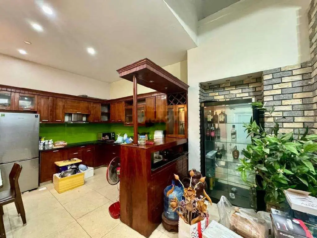 Bán nhà 56m2, nở hậu, ô chờ thang máy Thổ Quan, ngõ thông gần hồ