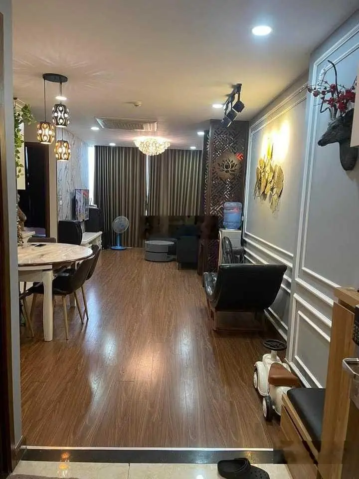 Chính chủ cần bán gấp căn hộ Eco Dream giá 3.9 tỷ, S = 68m2, 2PN, 2WC, sổ đỏ, Lh: 0985 232 ***