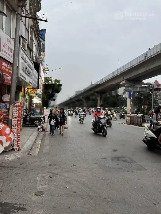 Bán tòa ccmn mới phố Nguyễn Trãi, ô tô vào nhà 9 tầng- 129m2- mặt tiền 9.3m- 30.5 tỷ