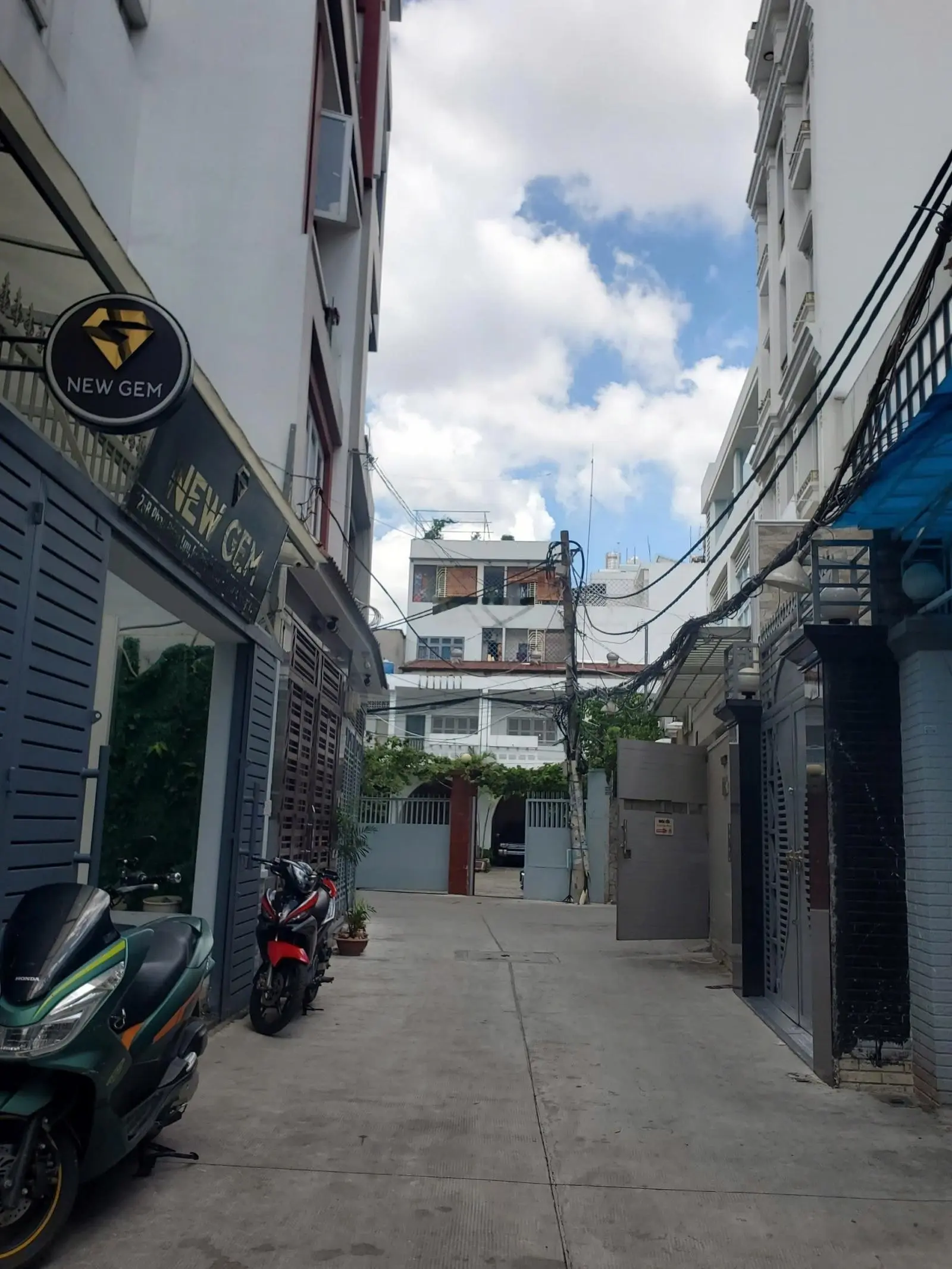 Tin thật 100%: Nhà đẹp HXH 6m Phan Đăng Lưu Q. Phú Nhuận, DT: 8,8x16m, 5 tầng ST, Giá chỉ 24,5 tỷ