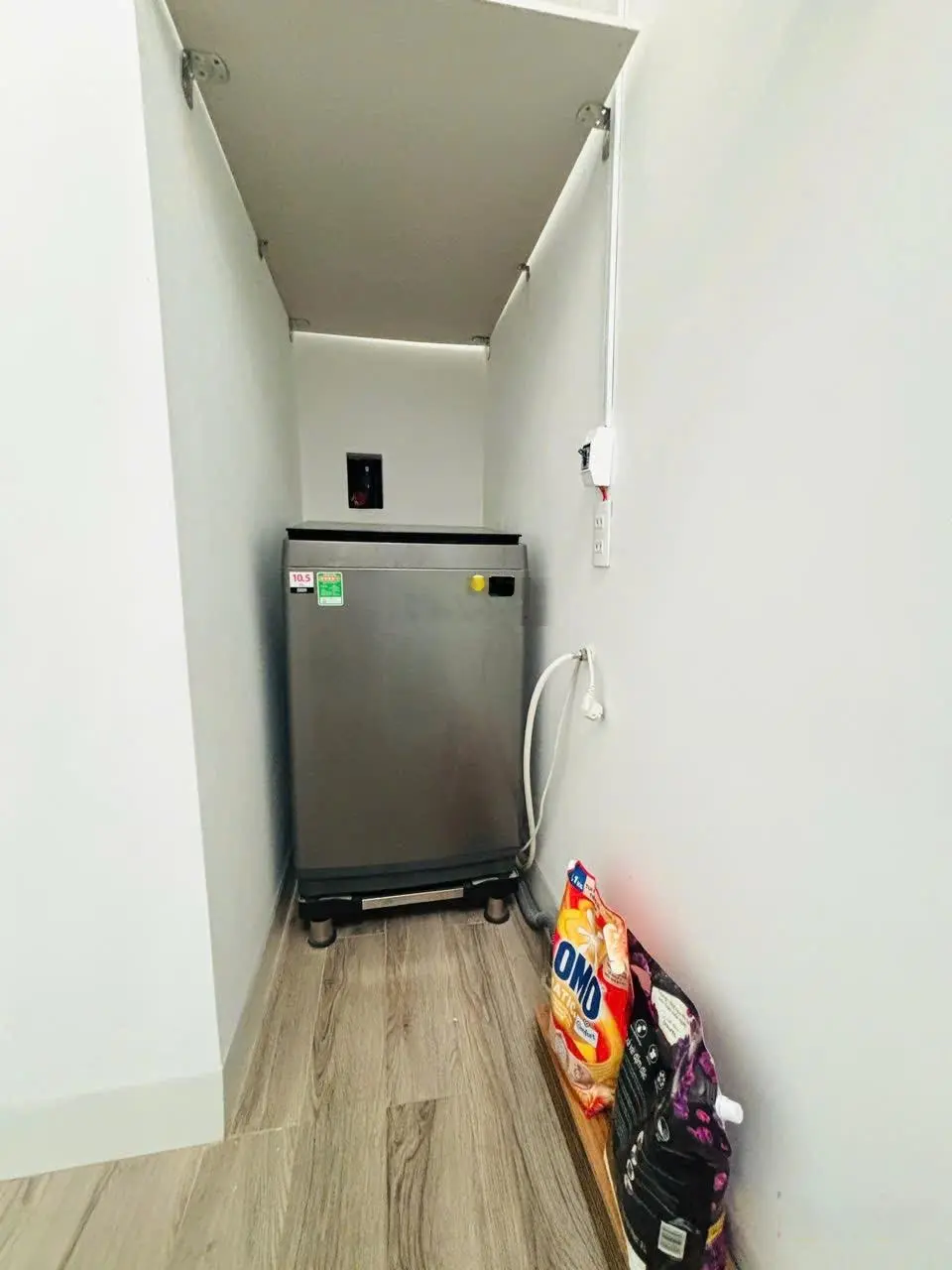 Chị chủ định cư bán gấp nhà 1 trệt 1 lửng mới xây, hoàn công 110m2 (4,5x 25m) nhựa 5m giá 4,6 tỷ