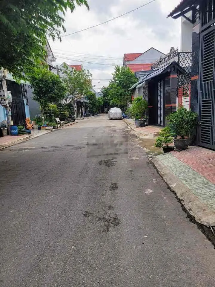 Bán đất Đ.Chợ Hoàng Gia 180m2/890Tr cách Chợ Hoàng Gia chỉ 1km