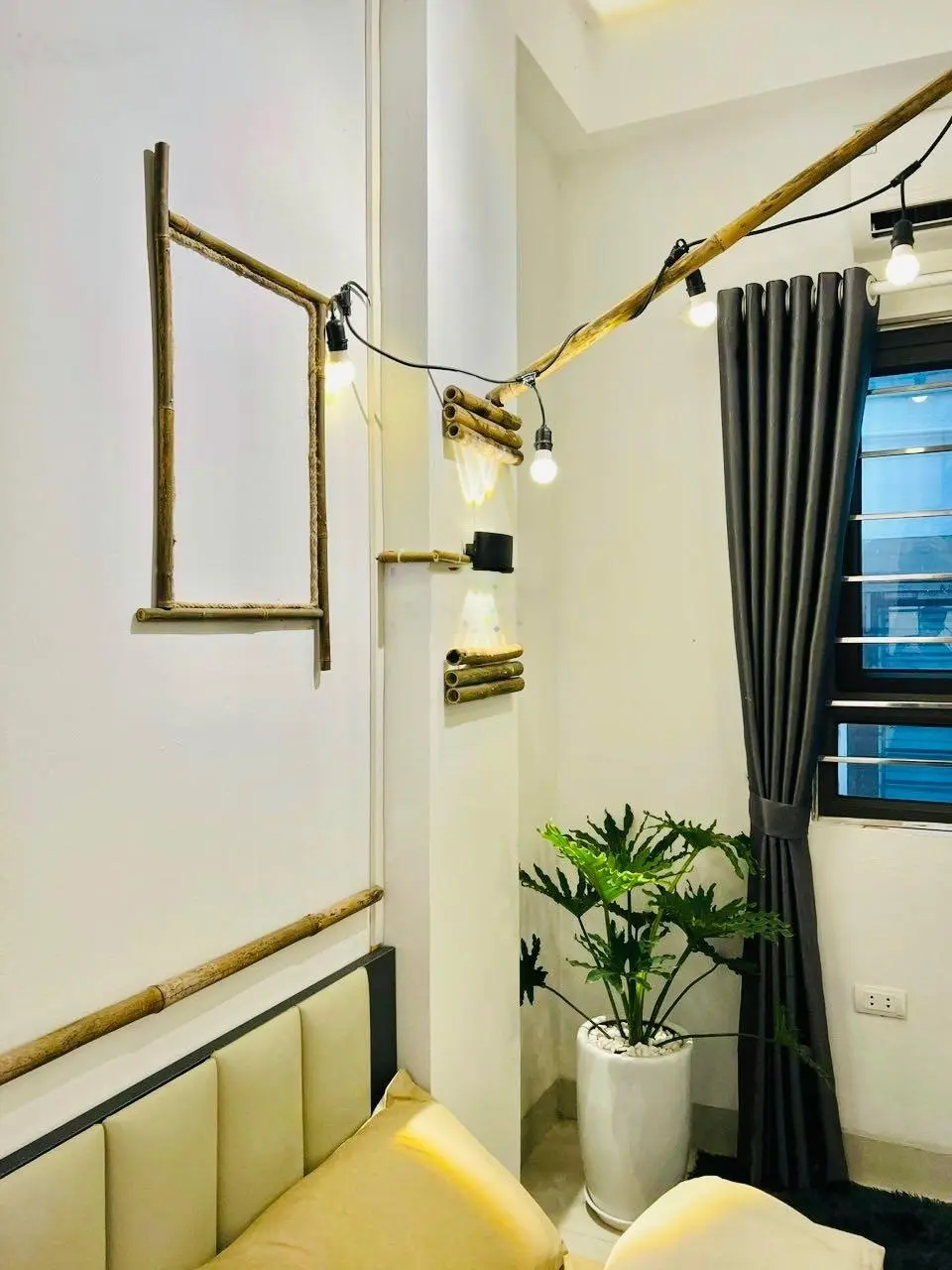 Cực gắt! Bán toà CHDV lô góc 60m2*7T thang máy 14PN gần ĐH Mở DT 720tr/th, PCCC đủ, thông tứ tung
