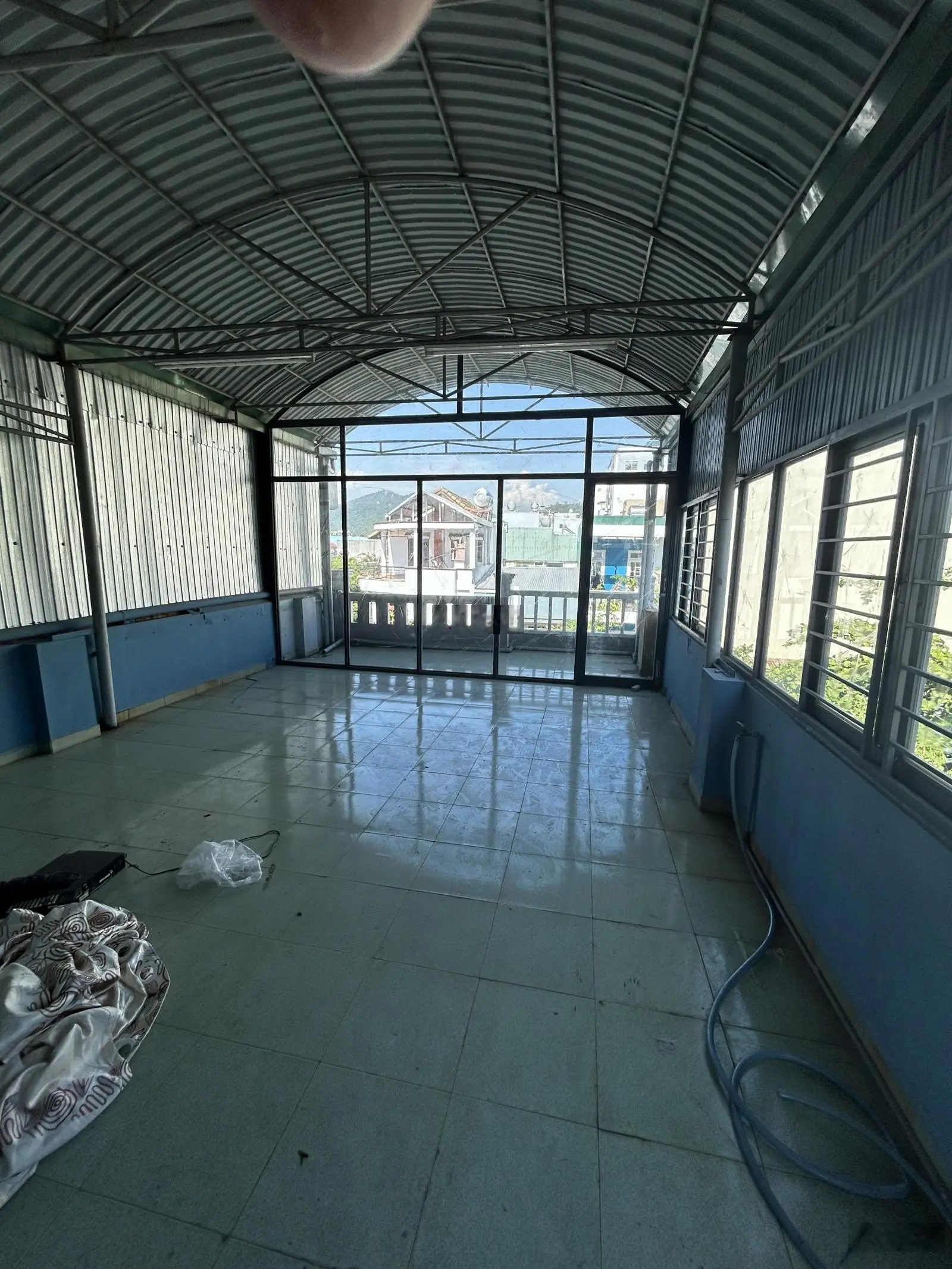 Bán nhà mặt phố Đặng Dung, 6,199 tỷ, 75m2, 2PN, 3WC, 3 tầng, pháp lý đầy đủ