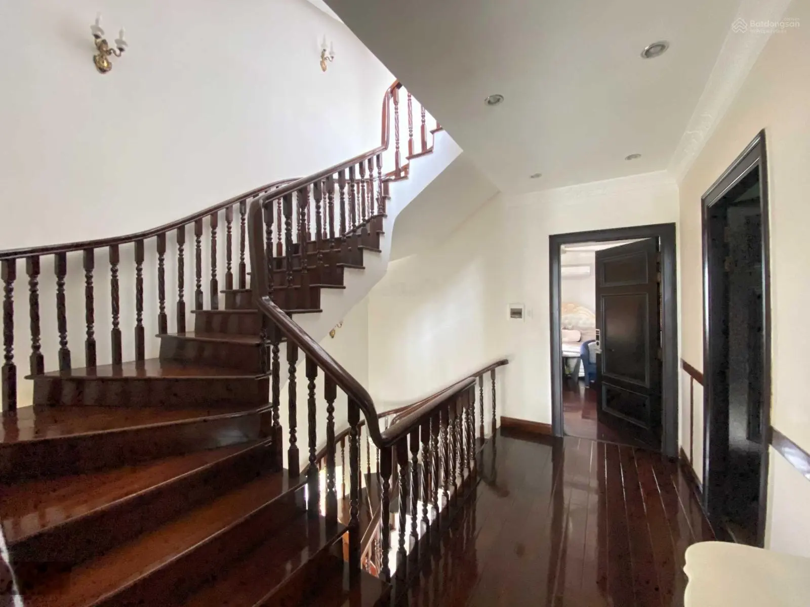 Bán biệt thự 32 nội khu đơn lập Nam Thông 1B | 80 tỷ