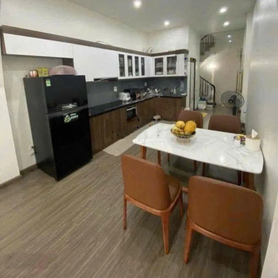 Mặt phố 16.8 tỷ, DT sổ 48m2, MT 3.4m, 4 tầng, Vỉa hè đá bóng, TÔ HIỆU, HÀ ĐÔNG