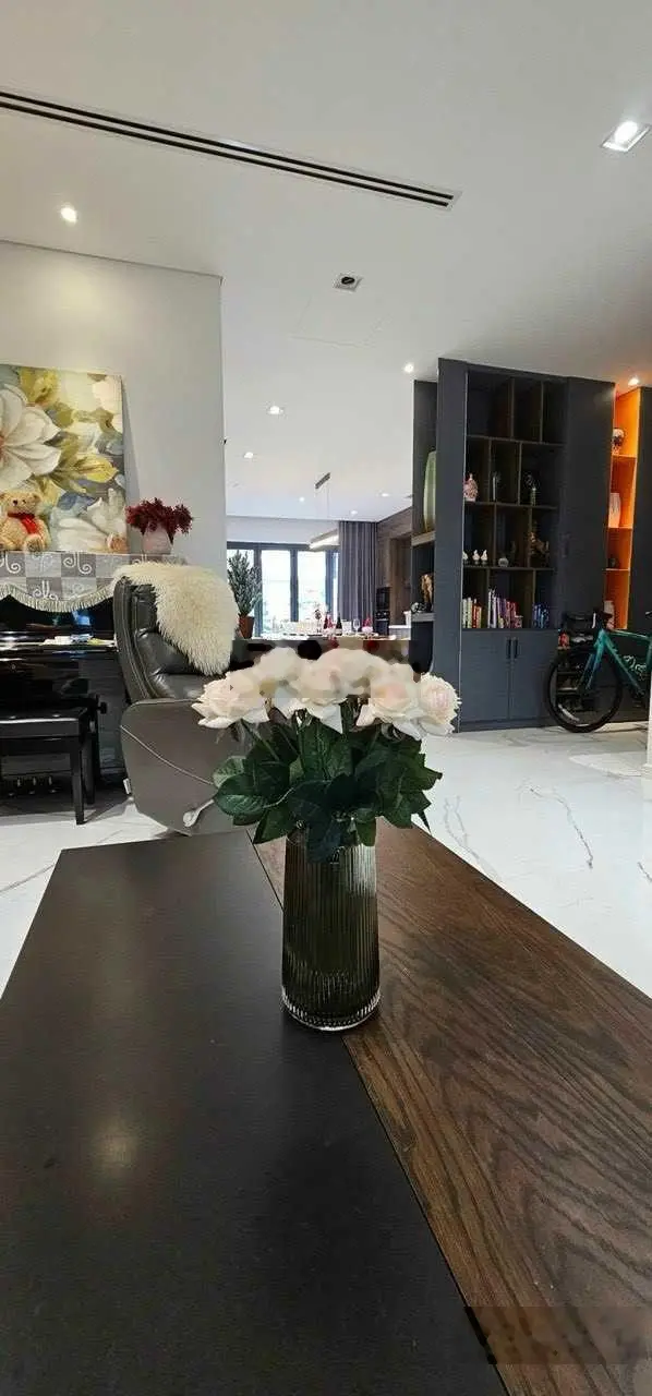 Cần bán nhanh căn Nine South 7x20m 16 tỷ nhà hoàn thiện LH 0989866306 Tuyền