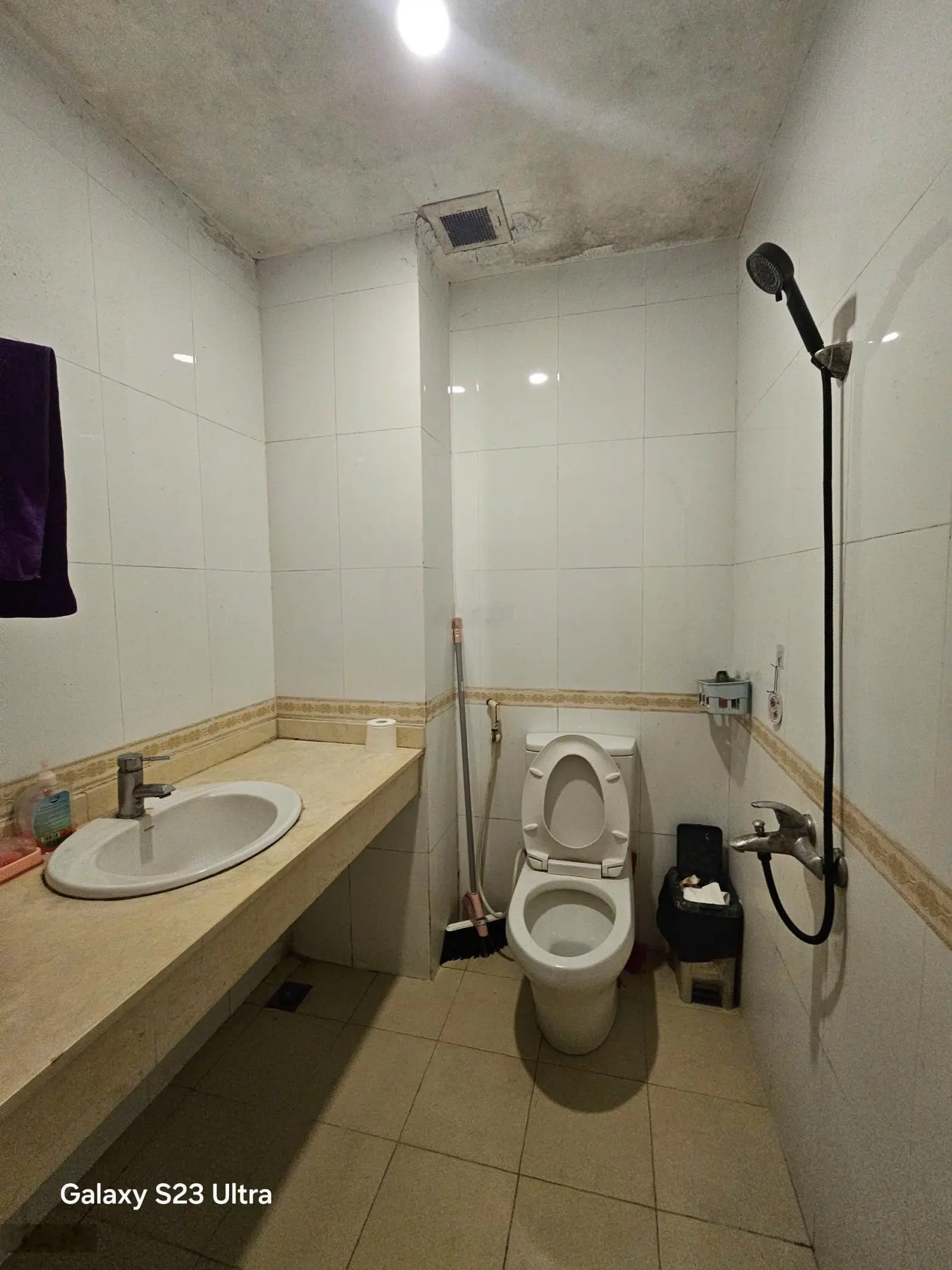 Chính chủ nhờ bán nhà mặt phố Phan Văn Trị, TT Đống Đa. 46.3m2, 7 tầng, MT 3.7m, 24 tỷ. Nở hậu, KD