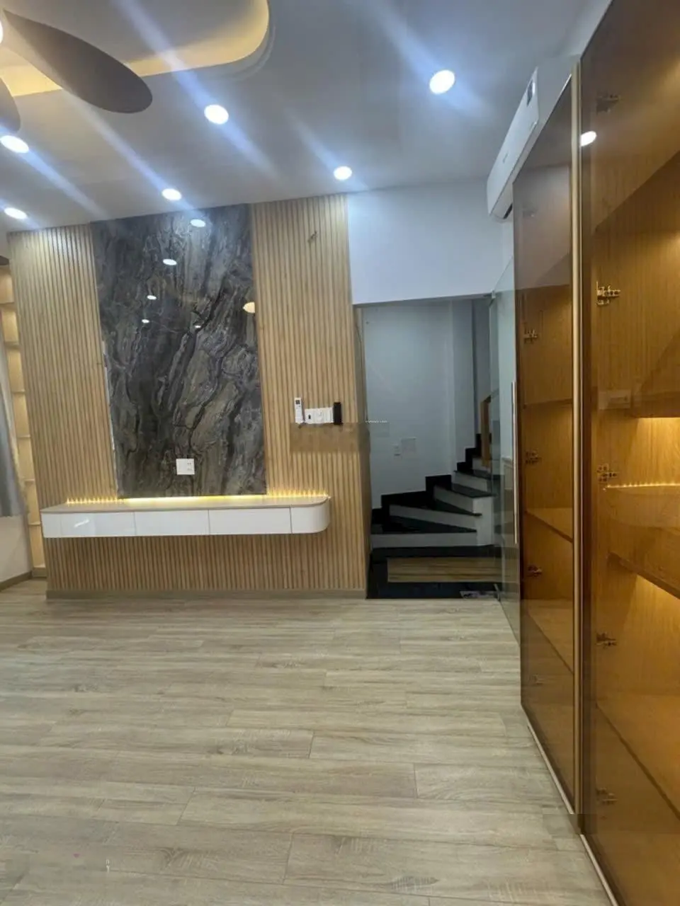 Nhà mới xây mặt tiền đường số ngay Tân Vĩnh - 45,7 m2 - 4 tầng. Chỉ 12,4 tỷ