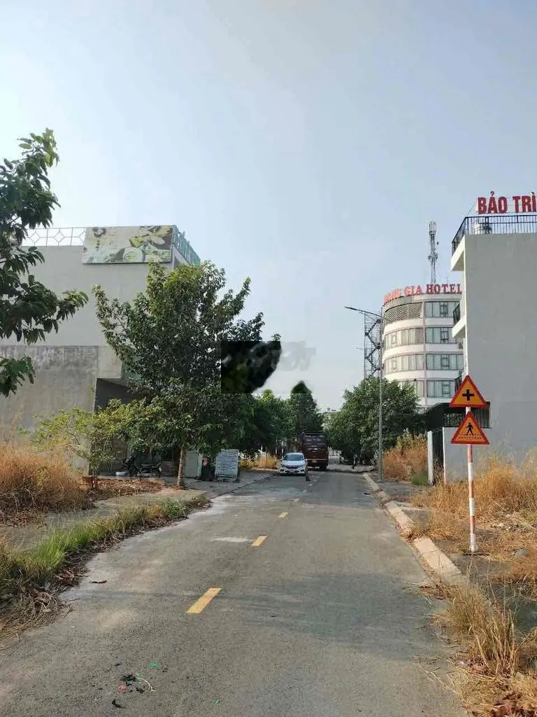 Trục chính sàu gòn land sổ sẵn dân ở đông kín ngộp bank ra gấp
