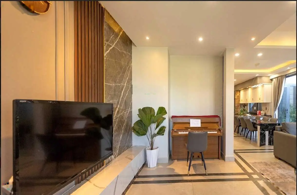 Villa hiện đại view rừng thông An Sơn 218m2 ngang 8m 2 tầng đã hoàn công đang có HĐ thuê 30tr/tháng