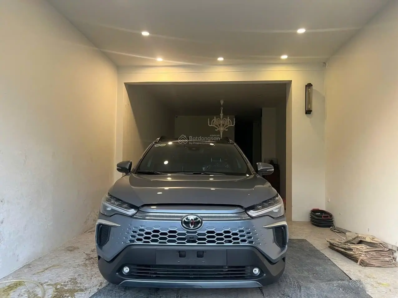 Đẳng cấp! Ngay mặt phố An Dương Vương 100m2, 6 tầng thang máy, nội thất xịn sò, gara ôtô. Giá 22 tỷ