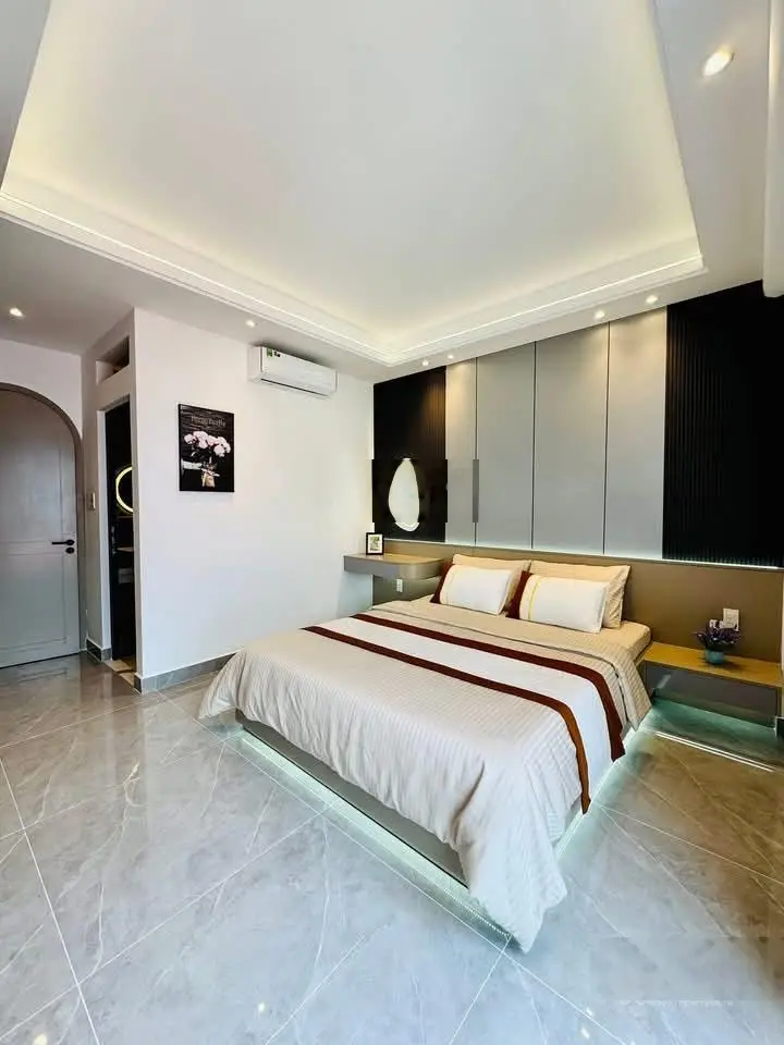 Bán gấp nhà Kha Vạn Cân, Trường Thọ, Thủ Đức .DT 99m2 giá 4 tỷ 1 .Sổ hồng riêng