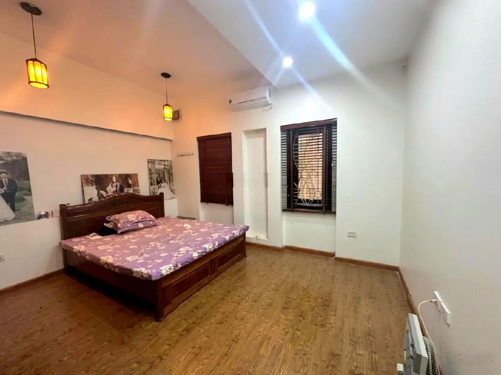Chính chủ cần bán nhà LK KĐT VĂN QUÁN .dt 83m2 , mt4m2.vỉa hè.gara oto