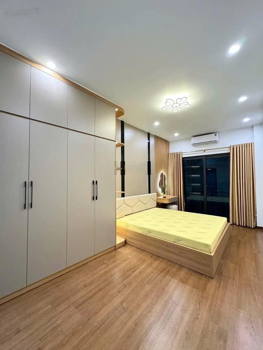 5A - Bán nhà riêng 11,9 tỷ, 40m2, 4 PN, 3 WC tại Thái Thịnh, Đống Đa, Hà Nội Hot!