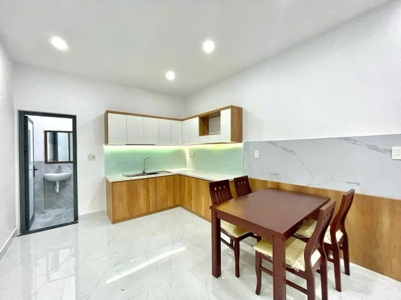 Bán nhà Kiệt Lâm Hoành - 3 tầng - 3 phòng ngủ - GIÁ SIÊU RẺ
