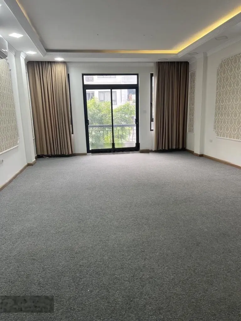 Phạm Văn Đồng - 48m2 x 6 tầng - Ô tô vào nhà - Thang máy - 15m ra mặt đường Phạm Văn Đồng