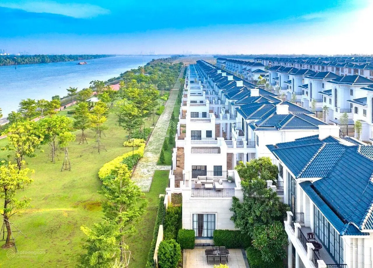 Cực Hot! Cần bán dinh thự view sông tại đảo swanbay đơn giá 130tr/m2.
