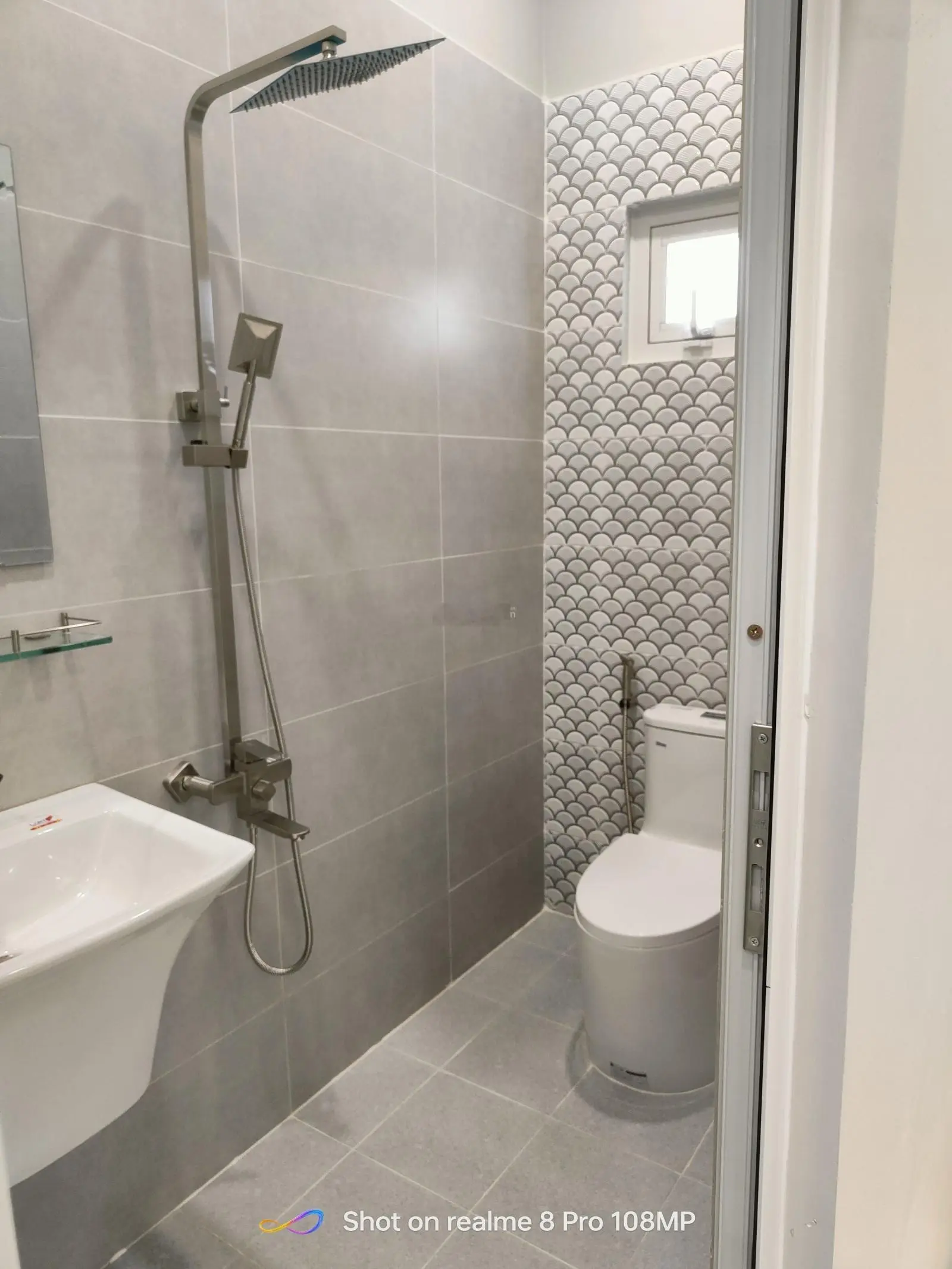 Nhà đẹp cạnh PMH Q7 ngang 9M đúc BTCT full nội thất chỉ nhỉnh 5 t.ỉ