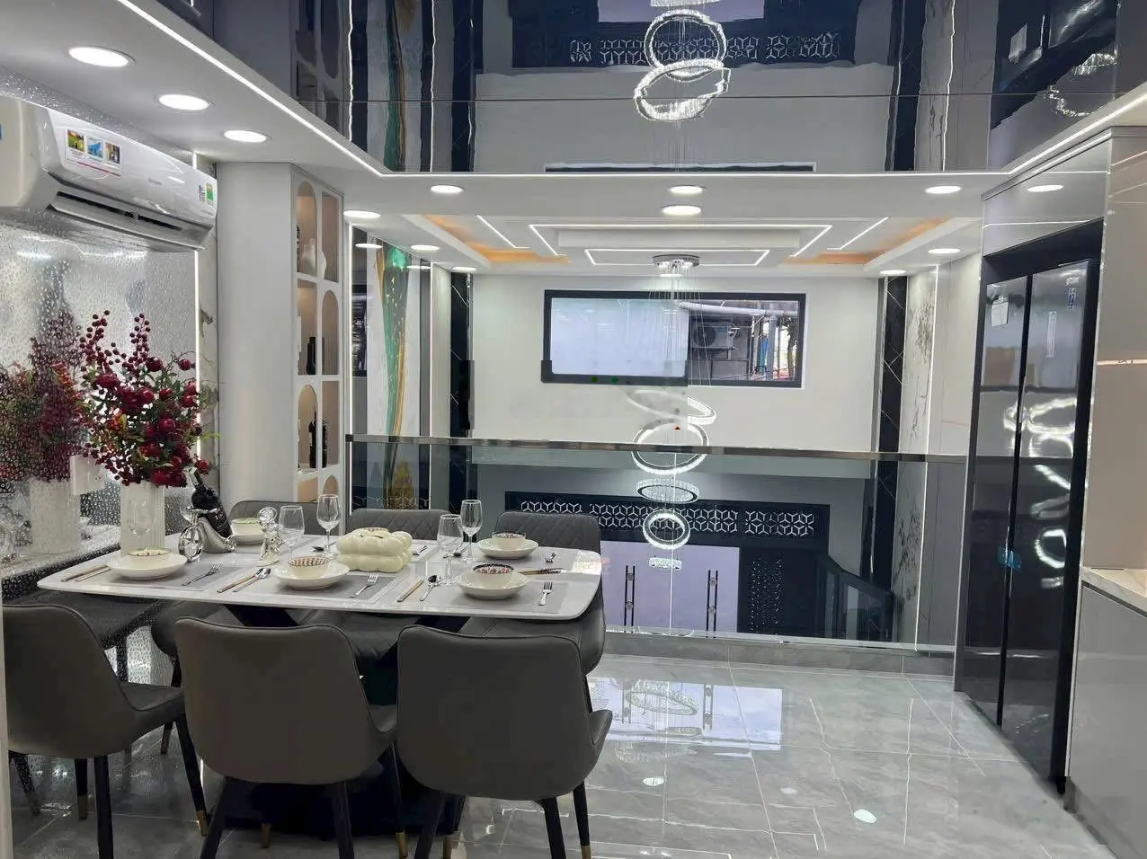 Chủ Muốn Bán Nhà Cho Thuê 21 Triệu/Tháng Đường Sư Vạn Hạnh,P.12,Quận 10,Giá:4,65Tỷ/ 80m2(5x16) 2Lầu