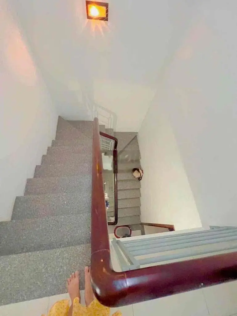 Bán nhà giá 3,68 tỷ, diện tích 48 m2, tại Tân Thới Hiệp 20, phường Tân Thới Hiệp, quận 12