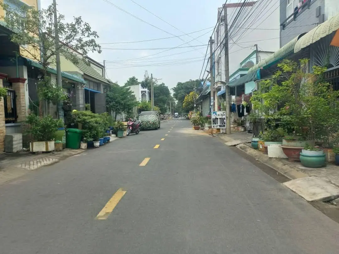 Bán nhà mặt tiền 5.7x18m - cạnh kđt đông tăng long, nguyễn duy trinh, q9 - giá chỉ 7,2 tỷ (tl)