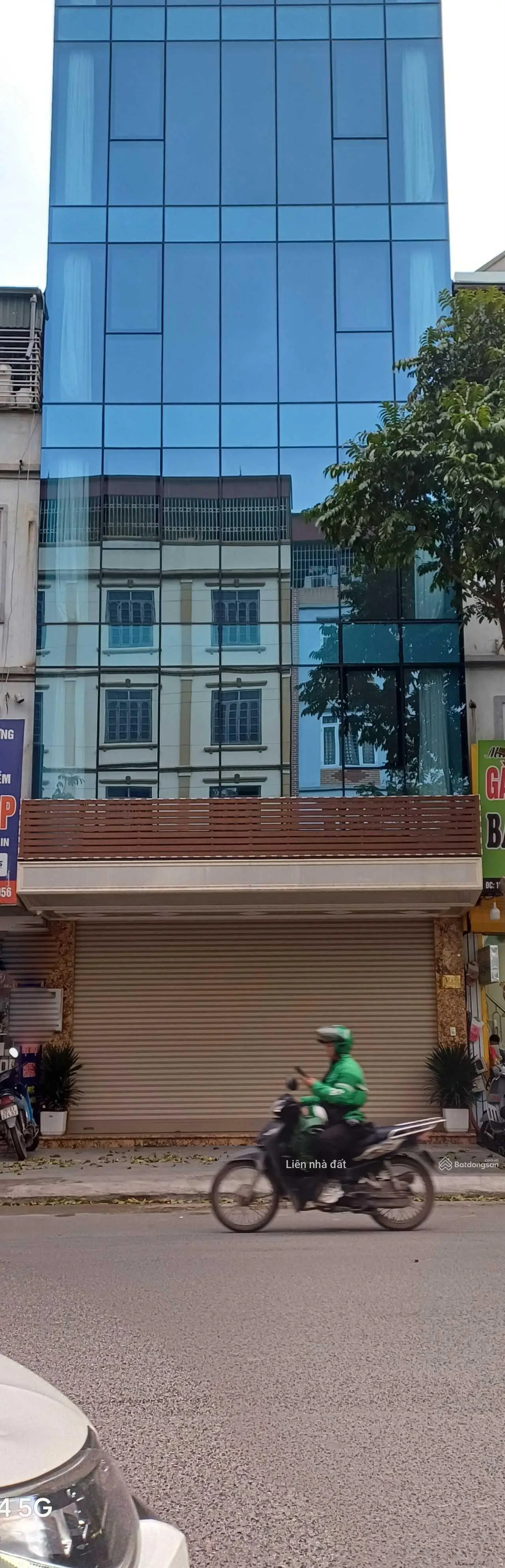 Cần bán tòa văn phòng phố Nguyễn Cơ Thạch, Nam Từ Liêm DT 106m2 giá 36.5 tỷ cho thuê 120 tr/tháng