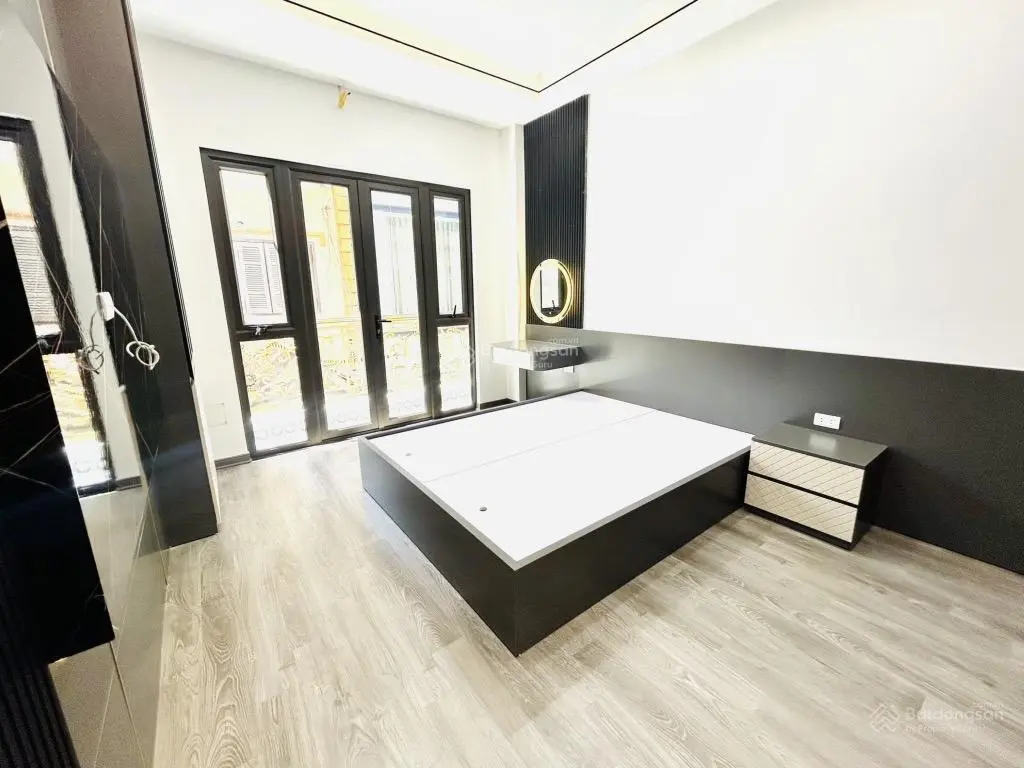 CỰC PHẨM NGUYỄN AN NINH - Nhà mới kính koong- full công năng - thang máy - tiện ích miên man