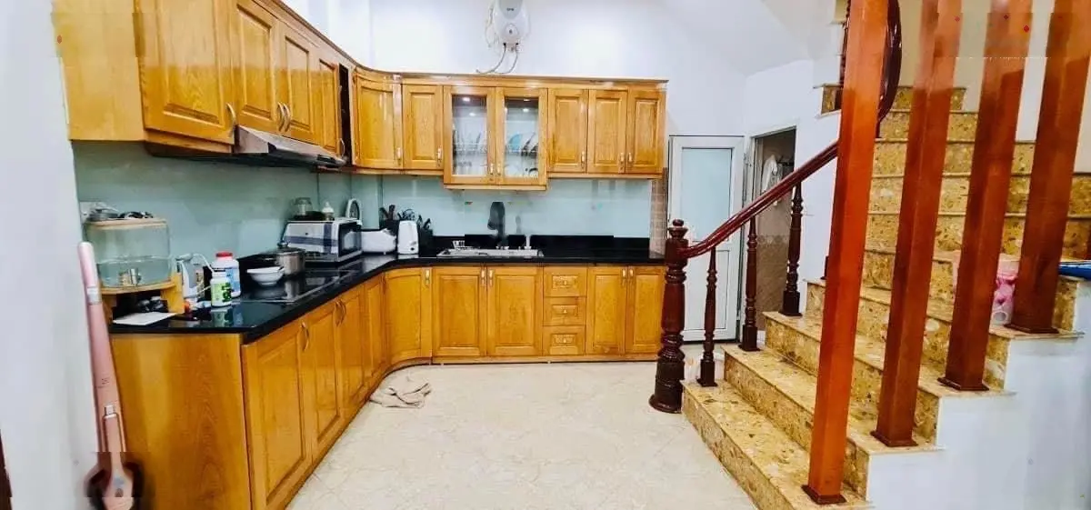 Nhà đẹp TT Ba Đình - Giá đẹp - ngõ thông - gần phố. DT: 35m2 x5tầng tài chính: 6,7tỷ