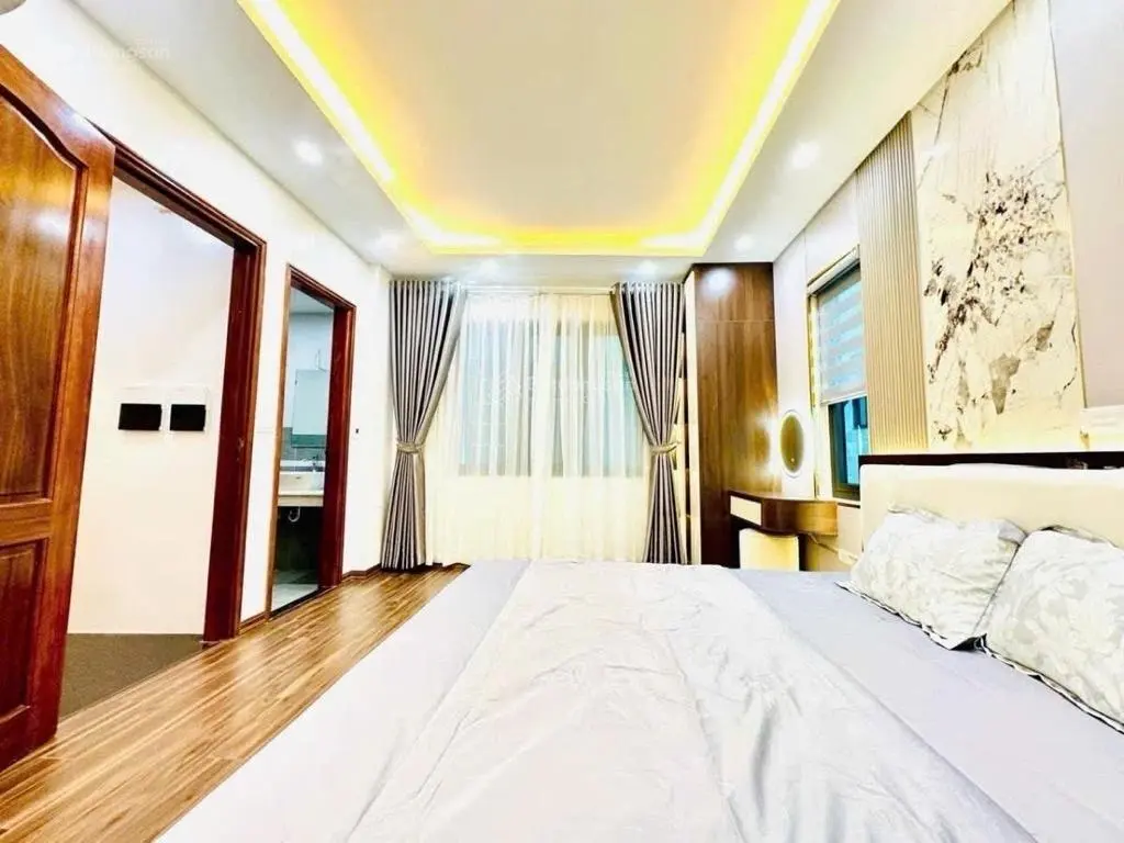 Siêu phẩm phố Đông Quan - nhà mới - gần phố