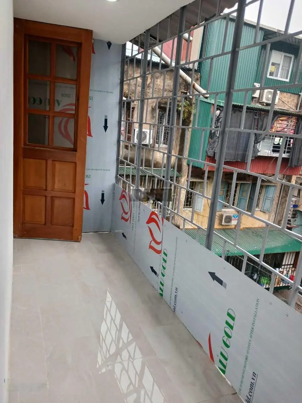 Chính chủ không qua môi giới bán CHTT tầng 4 nhà D3 số 28D Lương Định Của sổ 37/80m2 3.1 tỷ