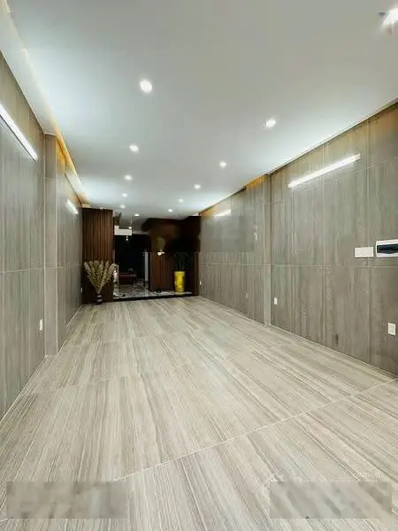 Giá 6 tỷ 990. cuối năm ngộp tiền bán nhà nguyễn văn nguyễn , q1. hxh. tiện ích xung quanh