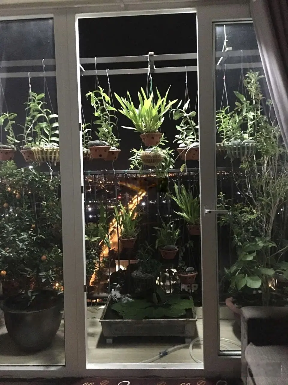 Tôi chính chủ bán gấp căn 2N2VS toà Gemek 2 ban công Đông Nam view hồ giá tốt sẵn sổ