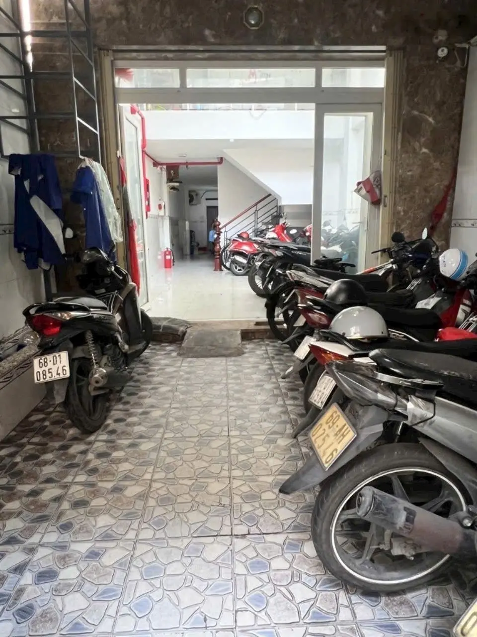 Một siêu phẩm nhà mô hình ktx gần 100m2 , gần hàng xanh - thu nhập 840tr/năm - xvnt, p21, b.thạnh