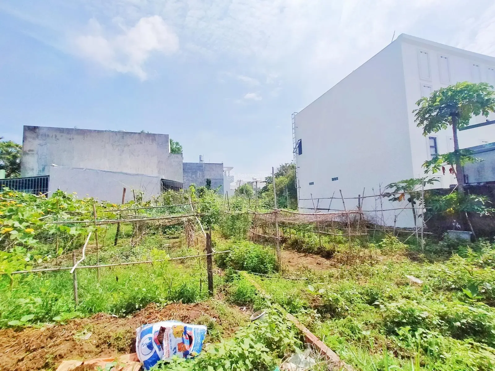 Bán lô đất thổ cư 8x15m, mặt tiền hẻm 1874 Lê Văn Lương