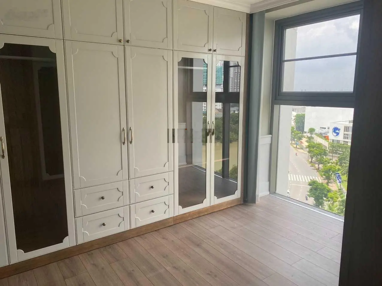 Bán 3PN Riverpark Premier giá tốt đầu tư - View sông trực diện - sổ hồng
