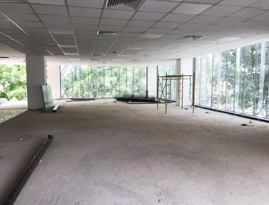 Hàng tốt chốt ngay! Bán nhà góc 2 MT Lê Văn Sỹ, Q. 3 - 9x20m - 4 tầng - HĐT 250 triệu - giá 48 tỷ