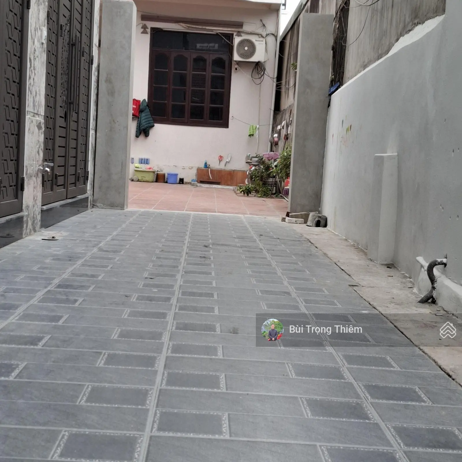 Bán nhà đối diện TTTM Aeon Long Biên, Full nội thất gần 40m2 giá 5.8 tỷ