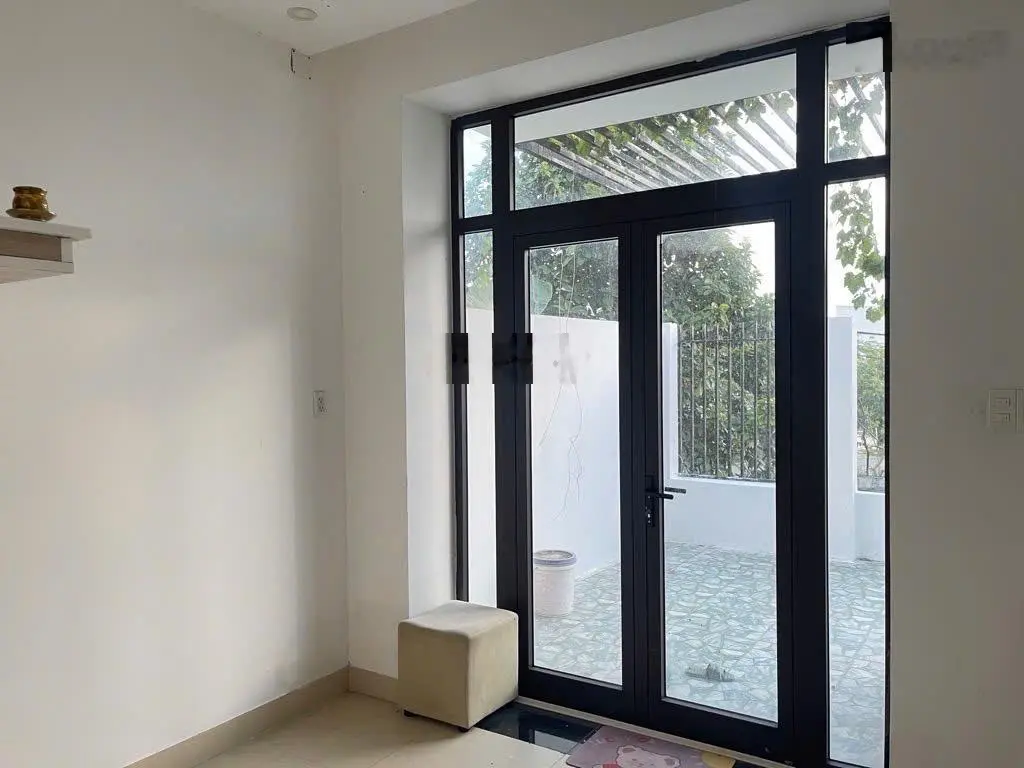 Cần bán nhà 2 tầng view công viên đường Trung Lương 4, Hòa Xuân, Đà Nẵng
