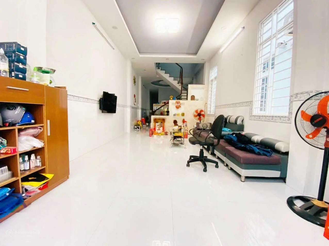 Bán đất biệt thự có 2 căn nhà 1trệt 1 lầu gần đường CMT8 DT 9x35m, SHR tại Quang Vinh chỉ 6.39tỷ TL