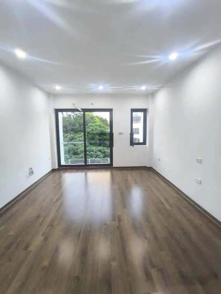 Cực đẹp - nhà 5 tầng 36m2 mt4 - bát khối long biên - ô tô tận cửa - chỉ hơn 5 tỷ