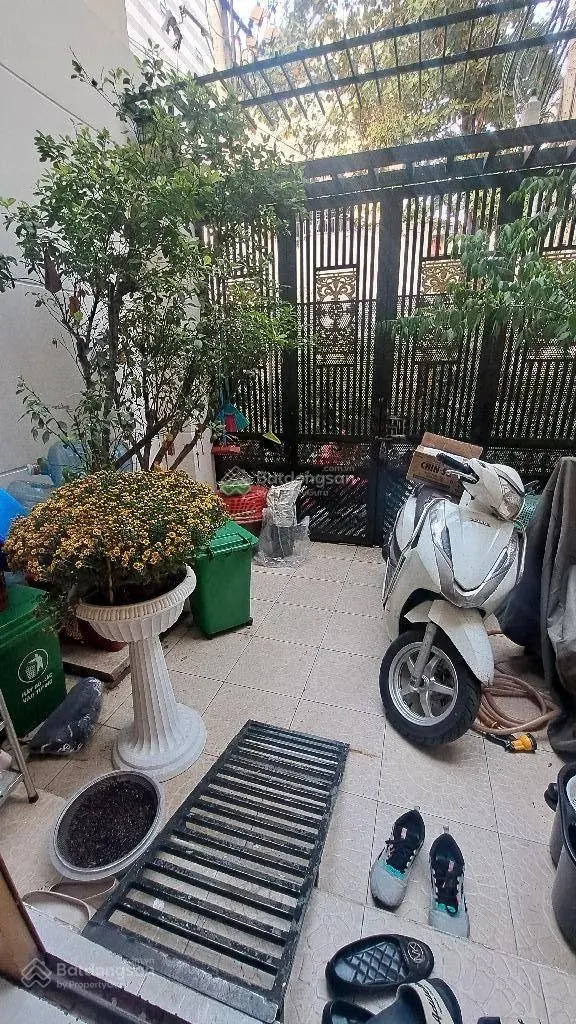 Bán nhà đường xe hơi - gần mt đường 3/2 - p.12, q.10, 4mx11,5m - 4 tầng - 12.4 tỷ