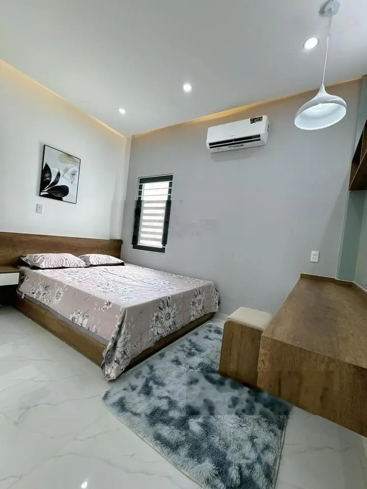 Bán gấp nhà gần nhà sách Văn Lang, Ba Vân, Phường 13, Tân Bình. Giá chỉ 3,89 tỷ. 0906 806 *** Ngân